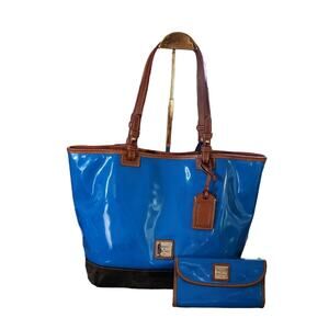 Dooney and Bourke Blue Tote With Wallet